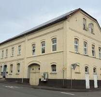 Solides Mehrfamilienhaus mit fünf Wohneinheiten und zusätzlicher PV-Einnahme in Warburg- OT