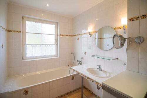 Badezimmer II EG - 