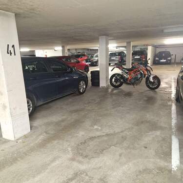 Tiefgaragenplatz - 