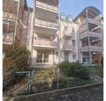 Gepflegte 2-ZKB Wohnung mit Terrasse und eigenem Privatgarten *inkl. Tiefgaragenplatz und Kellerabteil* Dusche und Badewanne! - Kissing