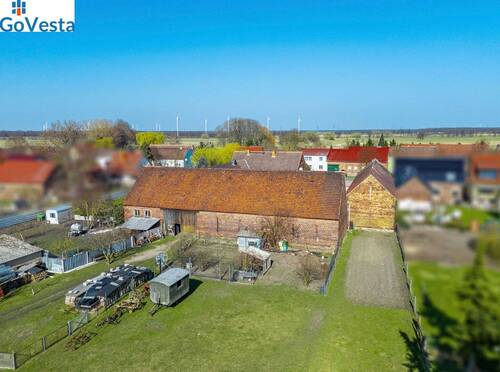 Die Rückansicht des Hofes - 