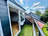 Balkon Zugang Wohnzimmer - 3 Zimmer Etagenwohnung in Remscheid