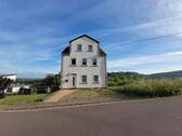 Vorderansicht - Freistehendes Einfamilienhaus in Merzig-Menningen *PROVISIONSFREI* zu erwerben