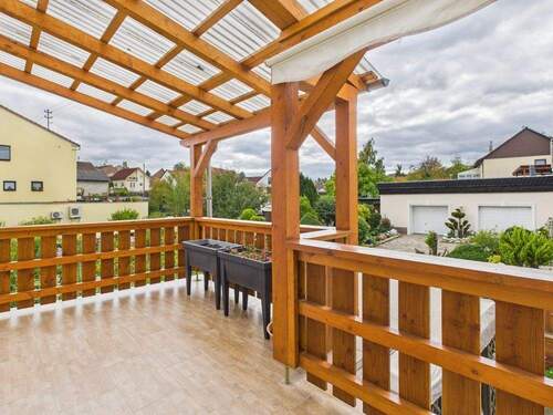 Balkon - Mehrfamilienhaus, Wohnhaus mit 239,00 m&sup2; in Eppelborn / Wiesbach zum Kaufen