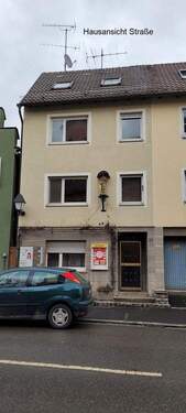 Straßenansicht - Rarität: Charmantes Zuhause im historischen Ortskern mit Flair und vielseitig nutzbar