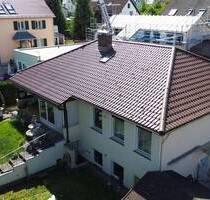 Großzügiges Bungalow mit ELW und Garage in Herzogenaurach-Nähe Innenstadt