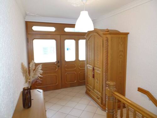 Eingangsbereich.JPG - 7 Zimmer Einfamilienhaus zum Kaufen in Herzogenaurach