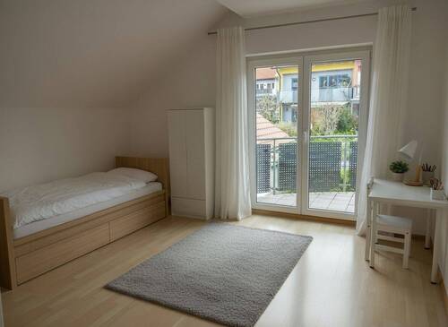 Kinderzimmer 1 mit KI - 