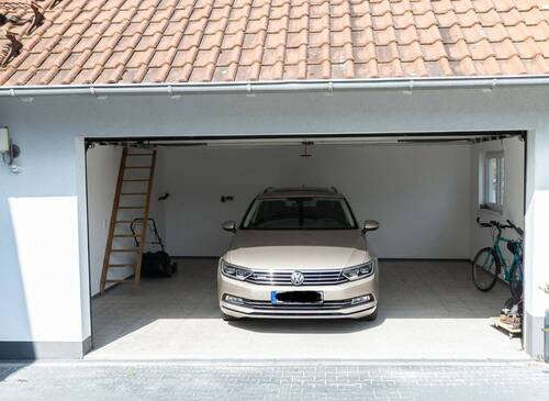 Garage - 