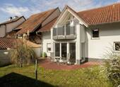 Seitenansicht links - 6 Zimmer Einfamilienhaus zum Kaufen in Lahr-Reichenbach