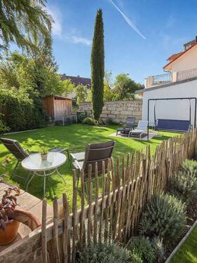 Helles Gartenparadies mit Terrasse.jpg - Doppelhaushälfte mit 135,00 m&sup2; in Rückersdorf zum Kaufen