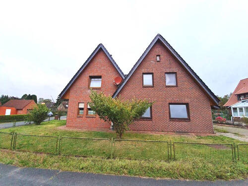 Ansicht - 8 Zimmer Mehrfamilienhaus, Wohnhaus zum Kaufen in Oerel