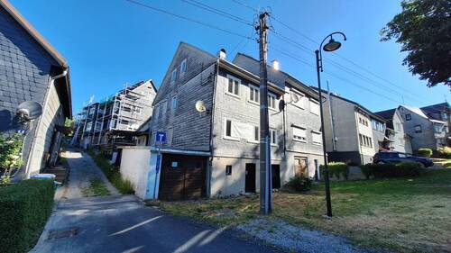 Ansicht Straße - 6 Zimmer Einfamilienhaus zum Kaufen in Cursdorf