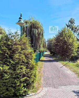 Zufahrt - Grundstück zum Kaufen in Bitterfeld-Wolfen