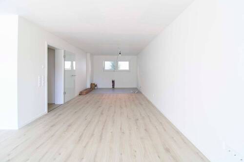 Essbereich & Küche - Etagenwohnung mit 121,20 m&sup2; in Goldbach zum Kaufen