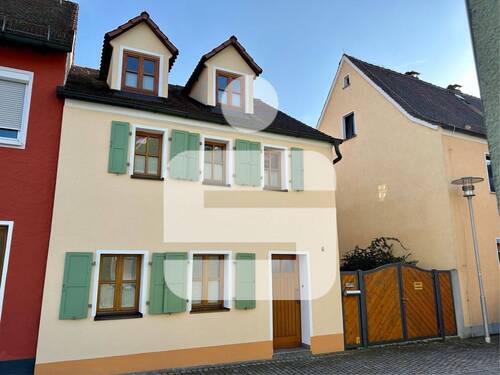 Titel - Leben im Herzen der Stadt...Stilvolles Altstadthaus in Höchstadt