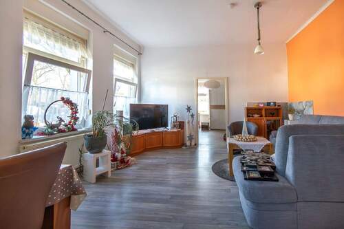 EG Wohnzimmer Ansicht 1 - 