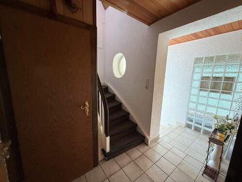 Treppe OG & Keller - 