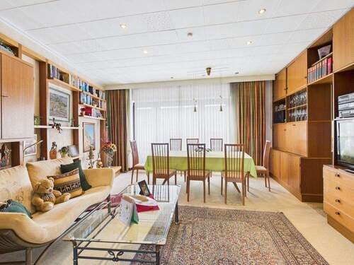 Wohn- und Esszimmer - Ruhig Großzügig Vielseitig - 119.000,00&nbsp;EUR Kaufpreis, ca.&nbsp; 83,00&nbsp;m&sup2;&nbsp;Wohnfl&auml;che