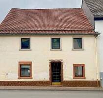 Charmantes Reihenendhaus mit Ausbaupotenzial und Scheune - Lissendorf