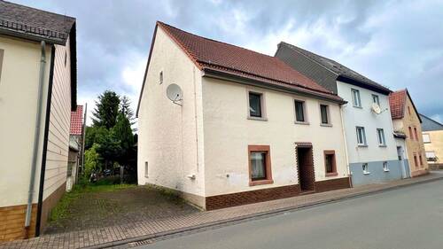 Außenansicht - 8 Zimmer Reihenendhaus zum Kaufen in Lissendorf