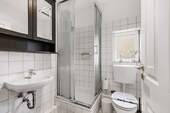 Duschbad im Erdgeschoss - 