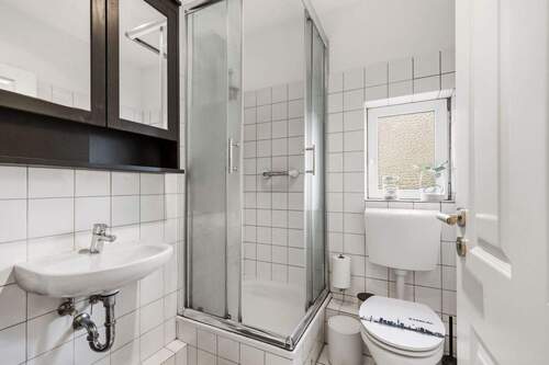 Duschbad im Erdgeschoss - 