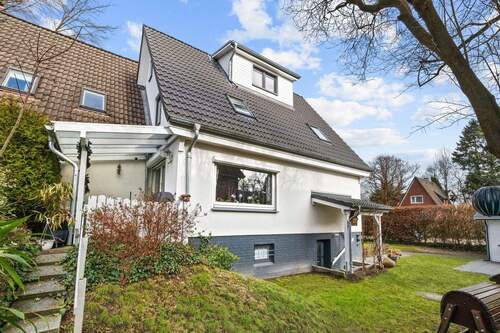 Ansicht - 4 Zimmer Doppelhaushälfte in Hamburg / Rahlstedt