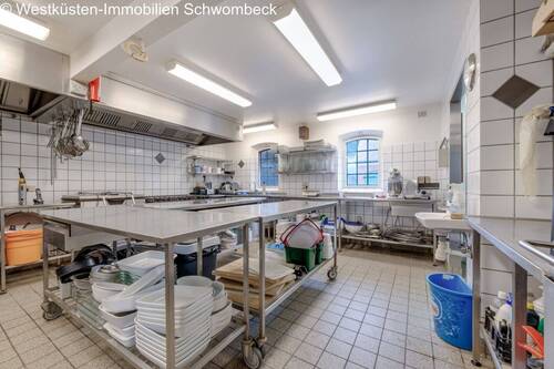 Große Küche / Nebengebäude - 