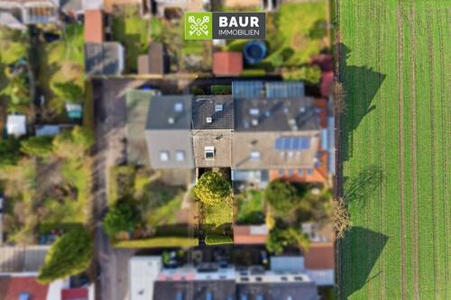 Luftaufnahme - 6 Zimmer Reihenmittelhaus in Friedberg