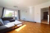 Wohnzimmer - 2 Zimmer Etagenwohnung in Bremen