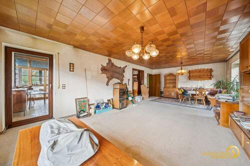 Wohnzimmer - Einfamilienhaus mit 200,00 m&sup2; in Essing zum Kaufen