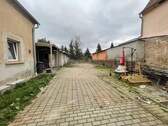 Blick in den Hof - 5 Zimmer Einfamilienhaus zum Kaufen in Sangerhausen