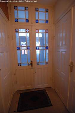 Gebäude 1 Türe zum Windfang - 