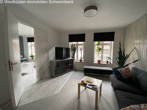 Wohnzimmer WhG.EG Mietshaus - Mehrfamilienhaus, Wohnhaus in Meldorf zum Kaufen