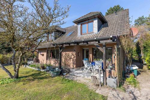 Außenansicht - 6 Zimmer Einfamilienhaus zum Kaufen in Lüneburg