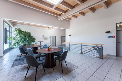 Pausenraum/Besprechung - 
