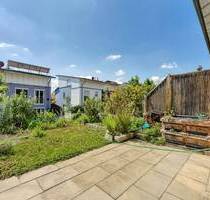 +++ 1-Familien-Reihenmittelhaus - Süd-Garten - 5 m Hausbreite, komplett unterkellert - Hobbyraum - inkl. Einbauküche ... - Stuttgart Zazenhausen