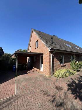 Hausansicht - 4 Zimmer Doppelhaushälfte zur Miete in Pinneberg