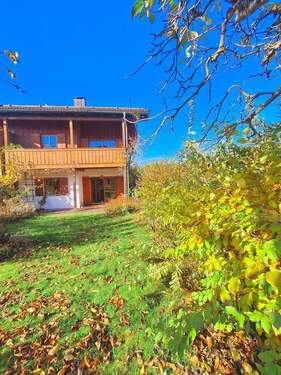 Garten u. Hausansicht - 