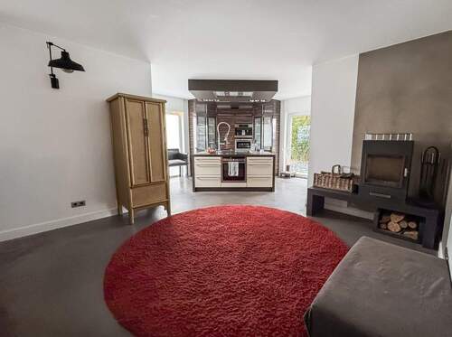 Esszimmer und Küche mit Kamin Erdgeschoss - 