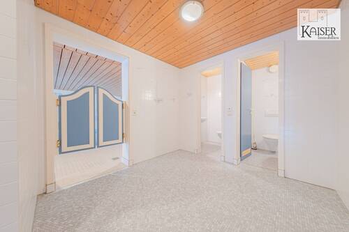 3 Schwimmhalle-Wellness (2) - 