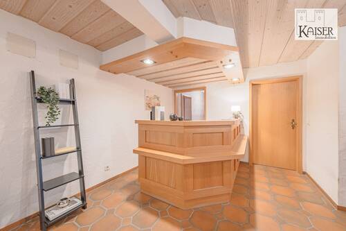 2-1 Empfang, Eingangsbereich (1) - Ihr Traum-Gästehaus in idyllischer Lage - Nähe Schweiz, hohe Umsatzerlöse, treue Stammkundschaft!