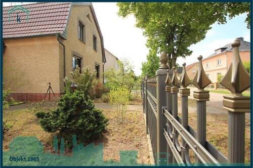 1989 Blick durch den Vorgarten - 