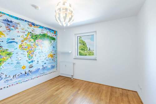 Schlafzimmer 2 - 4 Zimmer Etagenwohnung in Frankfurt
