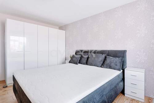 Zimmer II - 