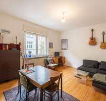 Provisionsfrei! Charmante 2-Zimmer-Altbau-Wohnung (ca. 58 m2) mit Balkon in Toplage der Südweststadt - Karlsruhe