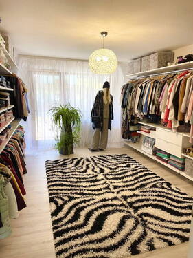 Ankleide - 4 Zimmer Etagenwohnung in Enzklösterle