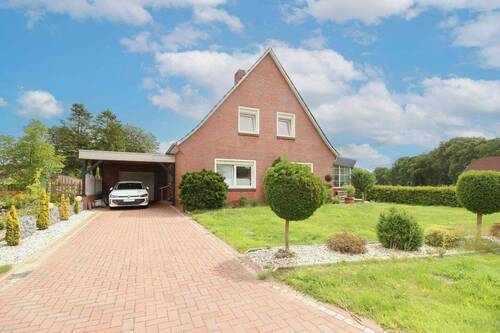 Galerie - Charmantes Einfamilienhaus mit Garten, Garage und Carportstellplatz in Großefehn