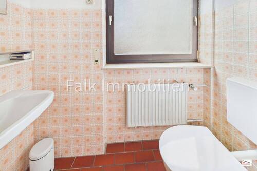 Tageslicht-Gäste-WC EG - 